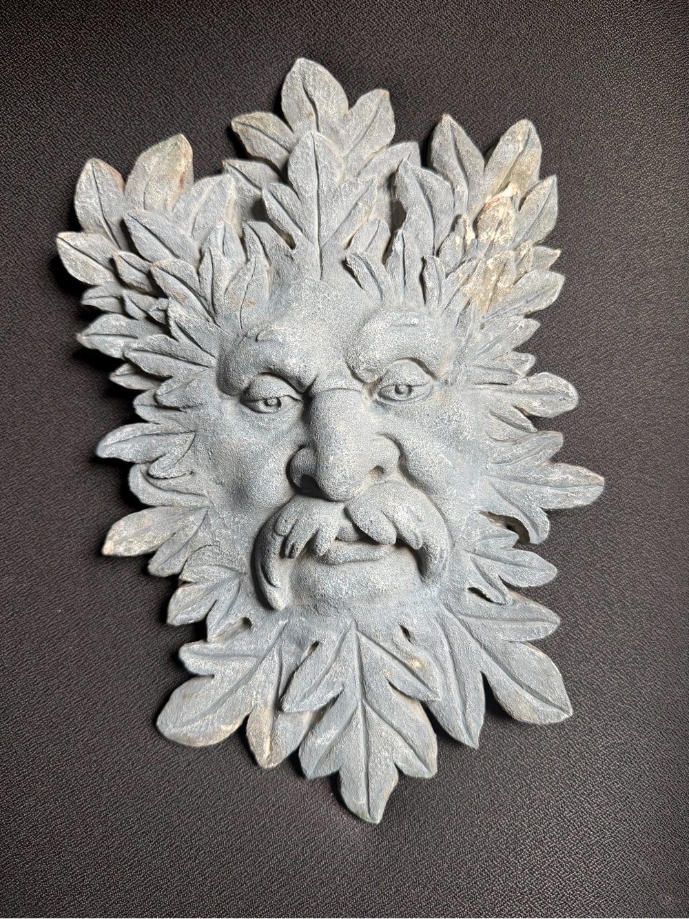 Green Man Wall Plaque - Decorative Leaf-Faced Home Art